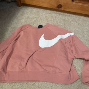 Nike crop
